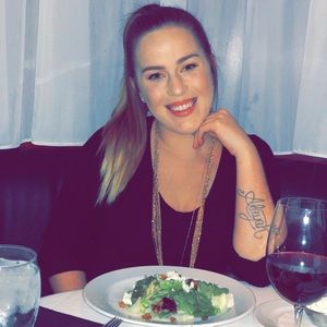 Meet your Posher, Amber